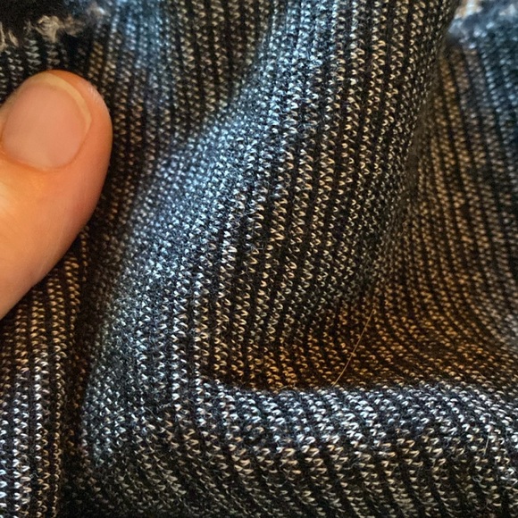 Wool stretch fabric for blanket, skirt or dress black white 80 inches by 52 wide - Picture 7 of 9